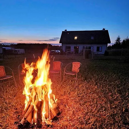 Caloroczne Domki Nad Jeziorem Luterskim Holiday home *